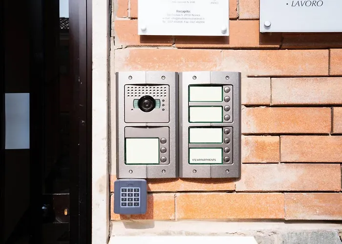 V12 Apartments - Alfieri 2A